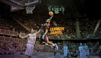 九游娱乐-孙铭徽半场低迷仅得2分 浙江广厦陷苦战需其速醒