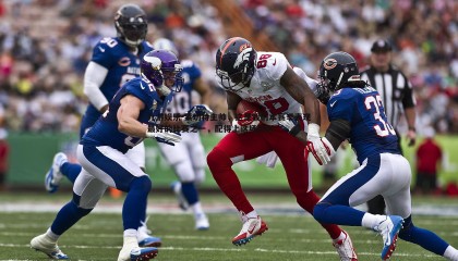 九游娱乐-莱切特主帅，这是我们本赛季表现最好的比赛之一，配得上这场胜利